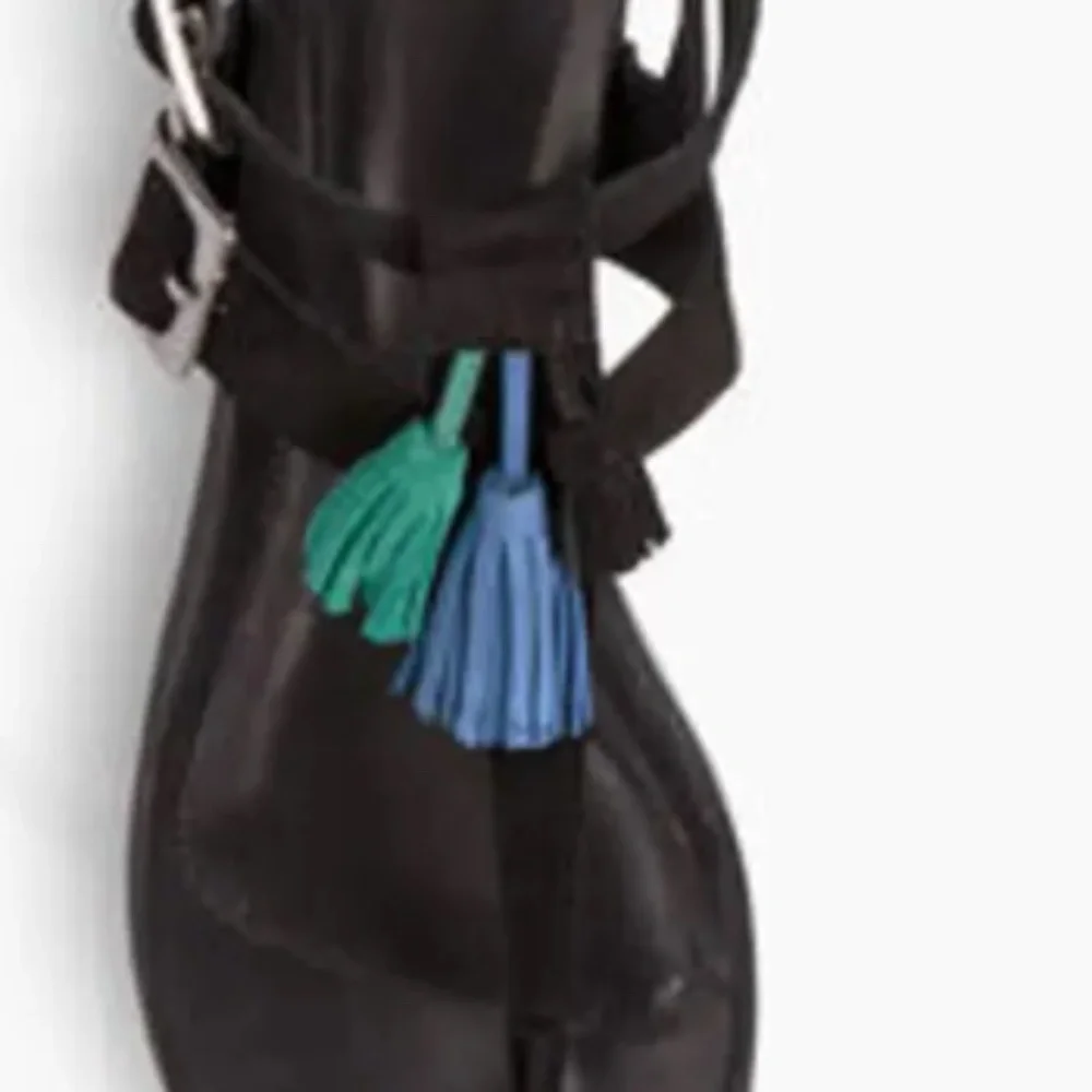 NIB $135 UGG Lecia Black Leather Ankle Wrap Sandal in size 7!